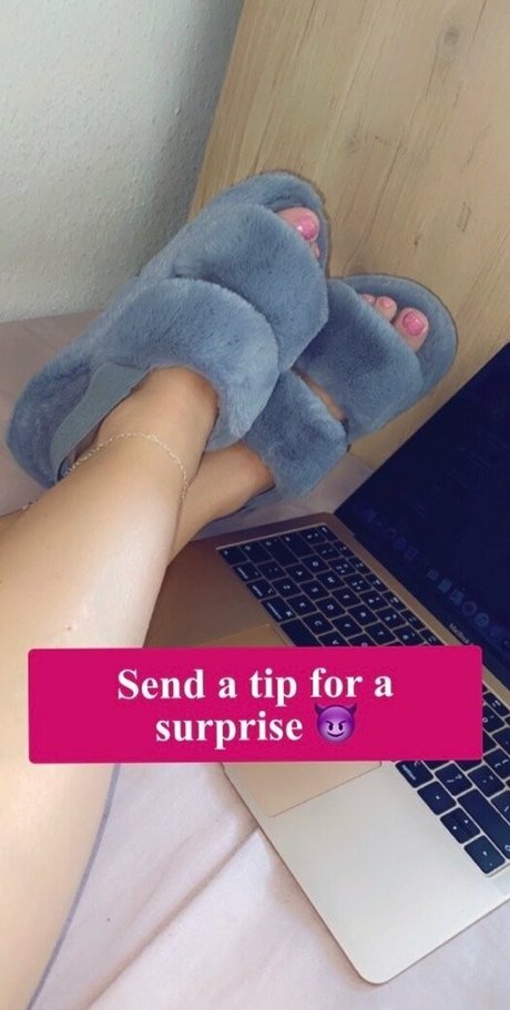 queenmimifree only fans leaks