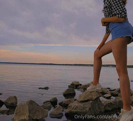 anna ellie onlyfans leaks xxx