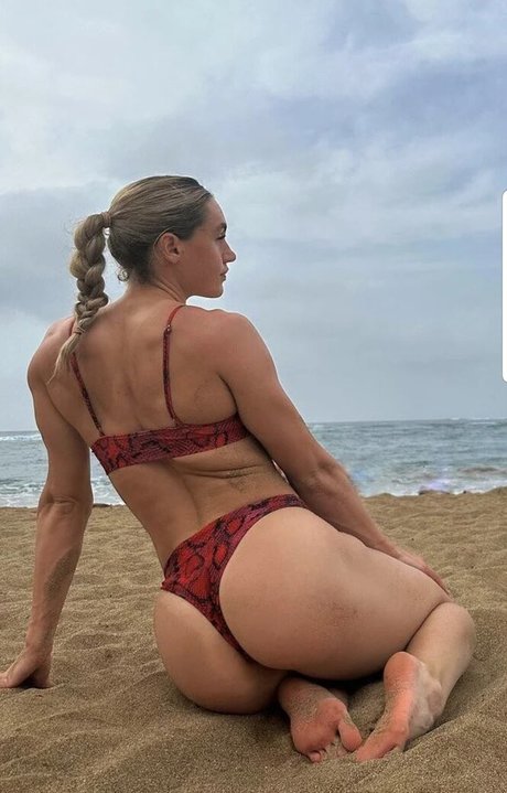 Holly Mills nudes onlyfans