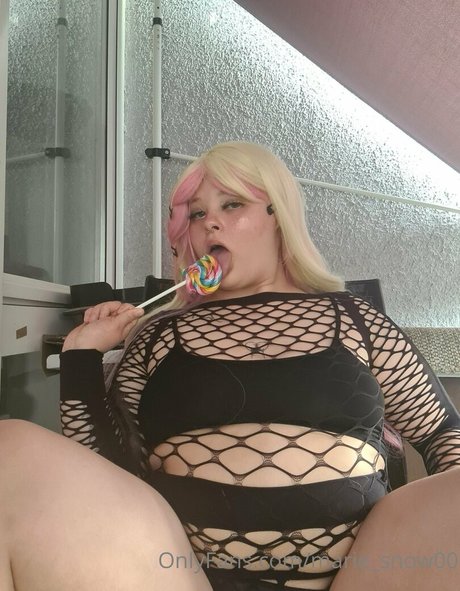 marie snow00 onlyfans nudes leaks