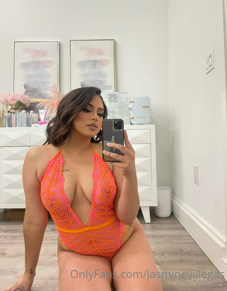 Jasmine Villegas nude onlyfans pics