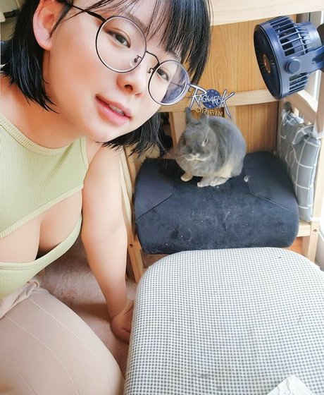 bbc footjob onlyfans porn depiction