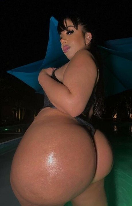 TaiTheFiveFooter onlyfans public photos