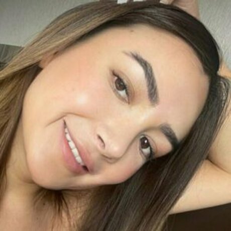 miakunis leaked onlyfans pics