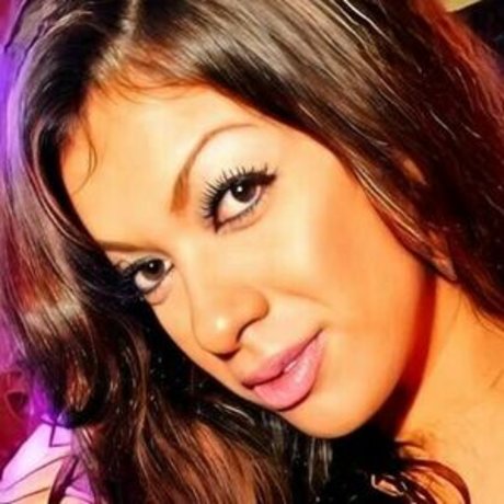 Ashley Peaches onlyfans pictures