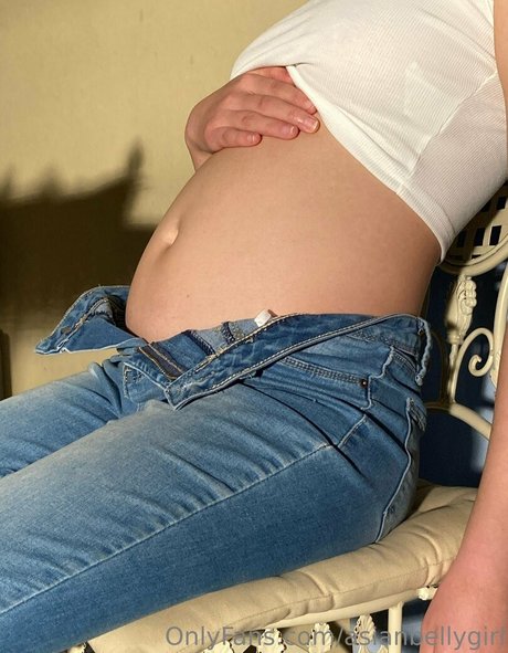 asianbellygirl leaks onlyfans