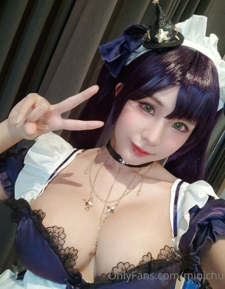 gay young onlyfans art nude self-portrait