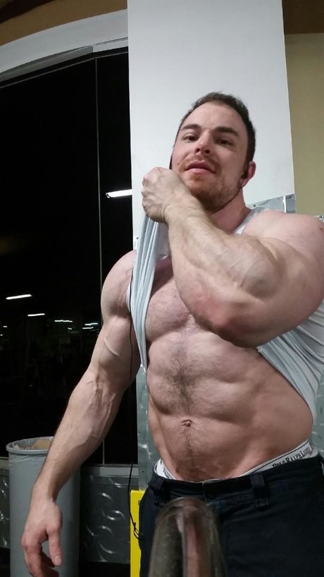 Muscle God Brendan leaked onlyfans
