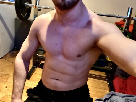 Muscle Adam onlyfans porn leaks