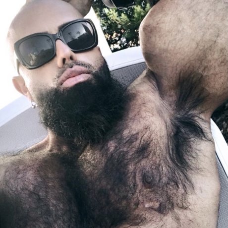 Bearded Huge muscle onlyfans nudes leaks