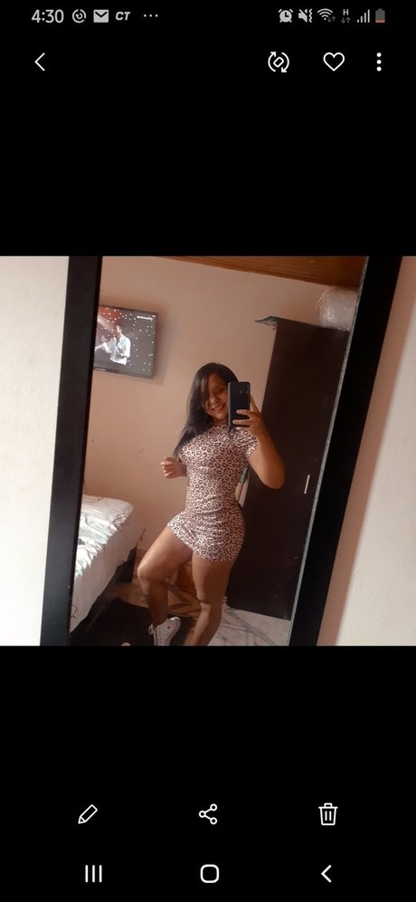 Mary Velasquez nude only fans