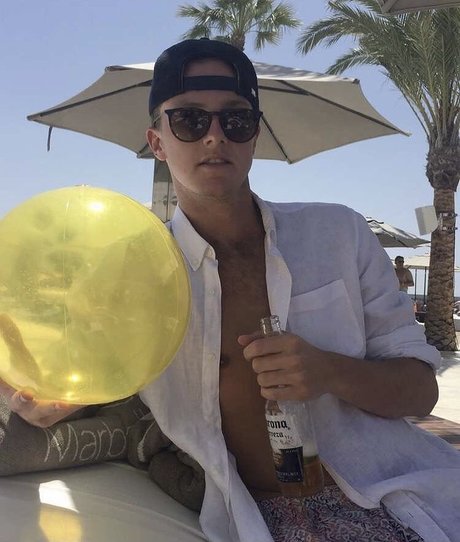 spector fields onlyfans gratis