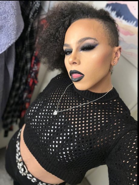 Felicia Grayson naked onlyfans leaks