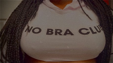 Ebony Queen_ onlyfans leaked.