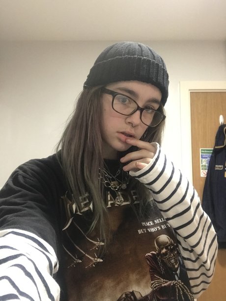 Dumbieheadass porn onlyfans