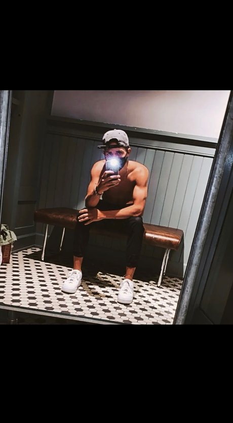 Gavin Kernstine onlyfans star