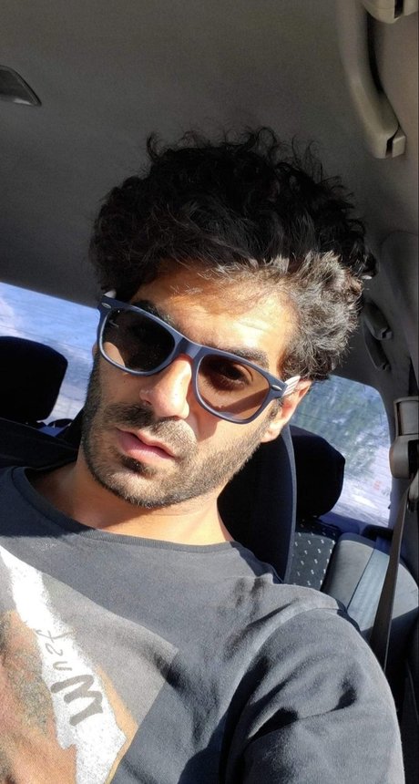 Georges only fans pictures