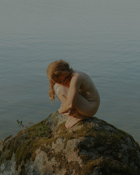 Sensual artist onlyfans topless