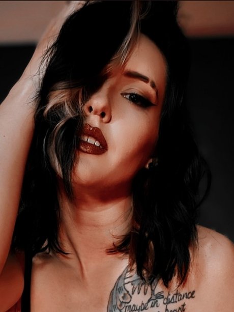 Ms Juli Rae sexy onlyfans