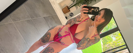 Erica Fett onlyfans star