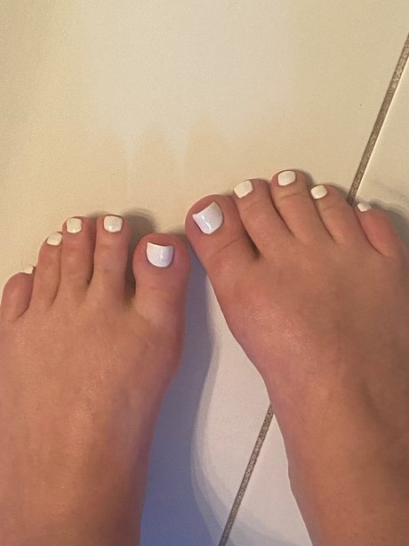 MyFeetAreHereForIt onlyfans porn leaks