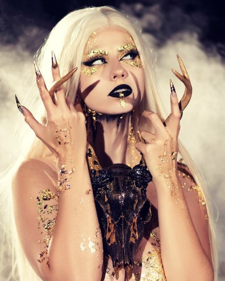 ElvenCynic onlyfans nude tits