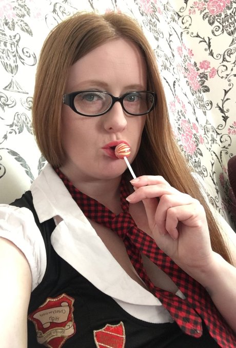 Scottish Cougar onlyfans leaked porn