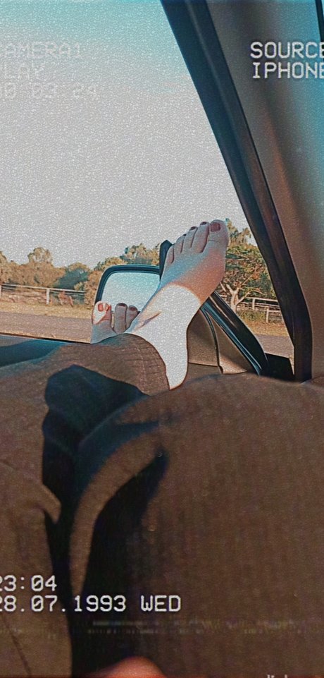 Katie s Feet 4 you new onlyfans leaks