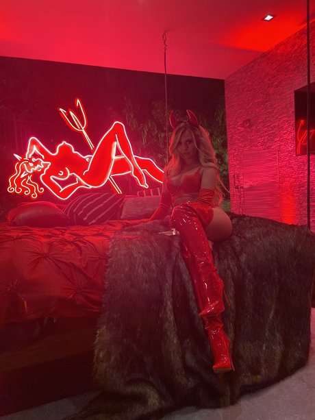 Emma Tyrell onlyfans leaked photos