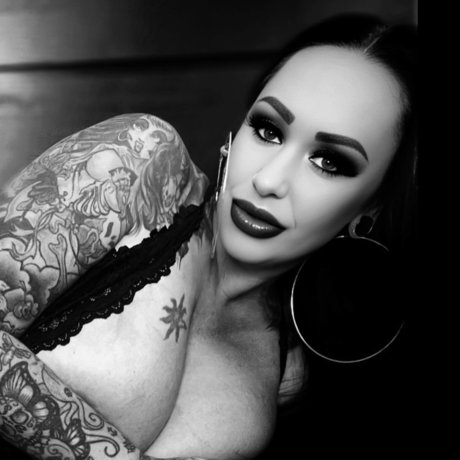 Curvy Mack nude onlyfans pics