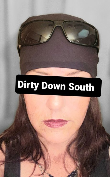 Dirty Down South onlyfans strip tease