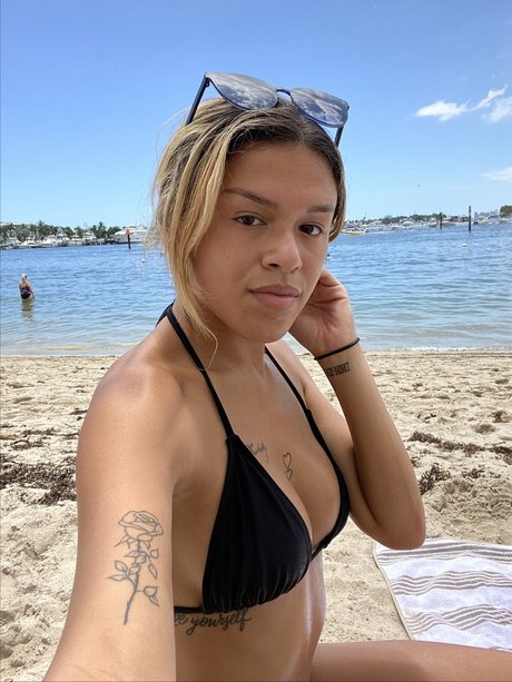 Myaa L_ naked onlyfans leaked