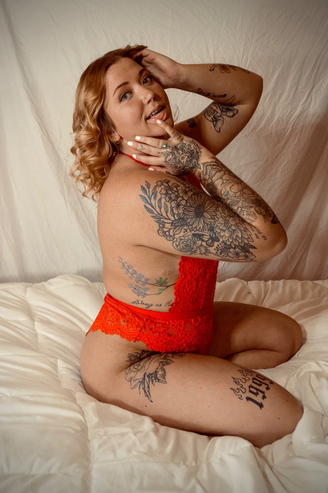 Farmer Jade_ onlyfans model