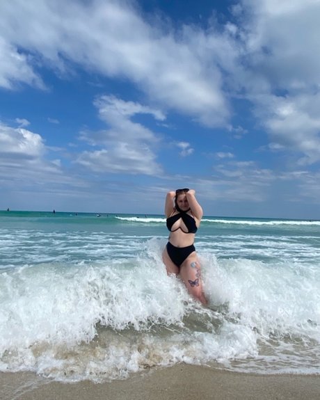 Erin Renee onlyfans nude leak