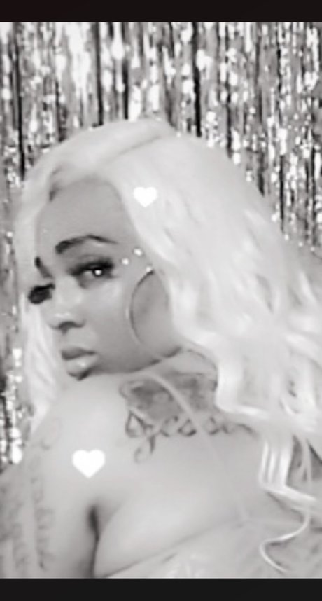 Paradise Peaches onlyfans post