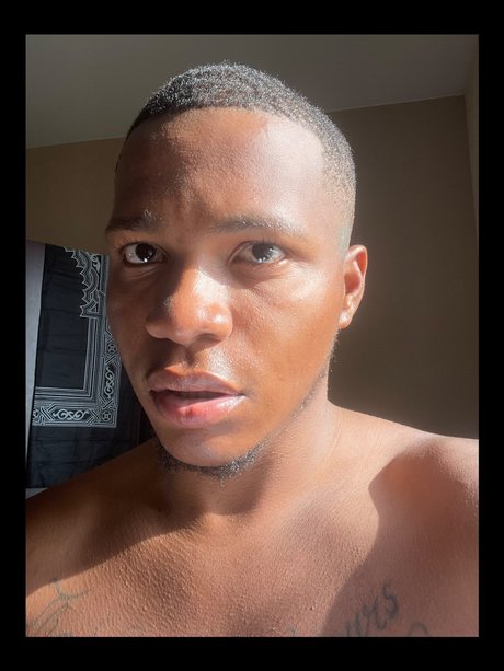 now we re connected thru expreSSion_ topless onlyfans