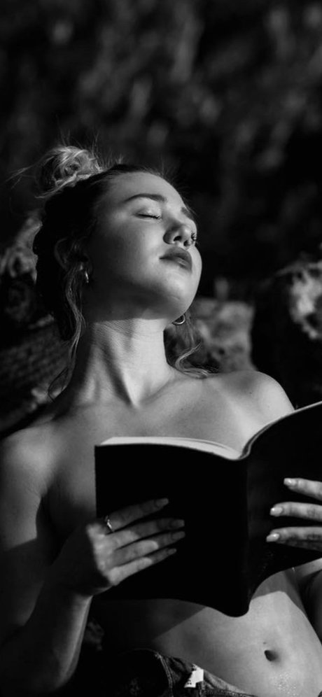 Carly Megan leaked onlyfans