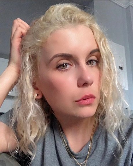 Cara mills new onlyfans