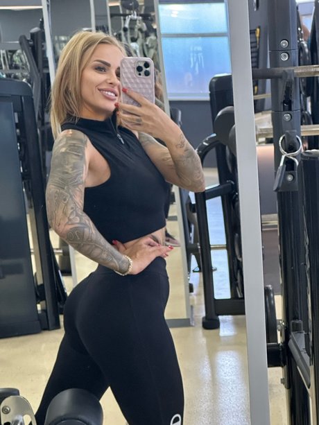 Naomi Star VIP_ only fans leaks porn