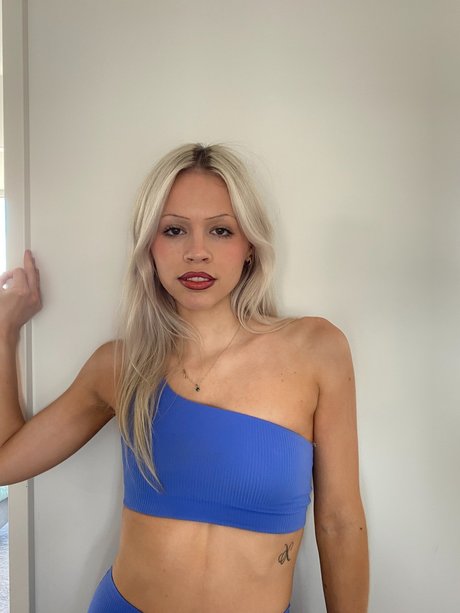 Naomi Shy only fans free