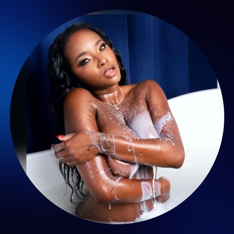 Naomi Foxxx VIP onlyfans leaked.