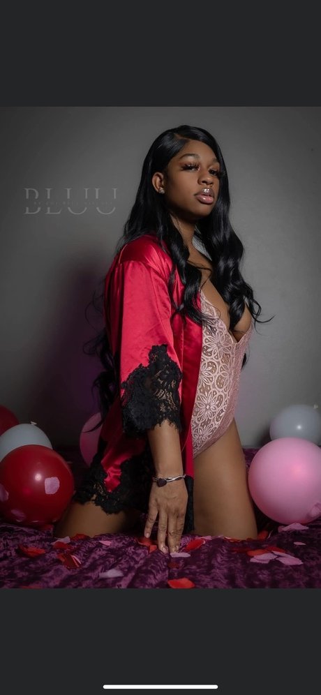 Nanii Lovee only fans nude leaks