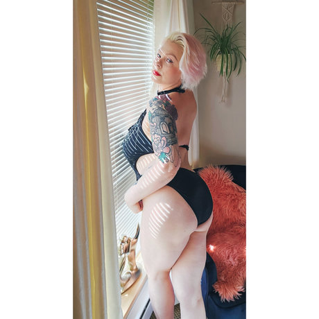 The Farrah Faucet onlyfans leak nudes