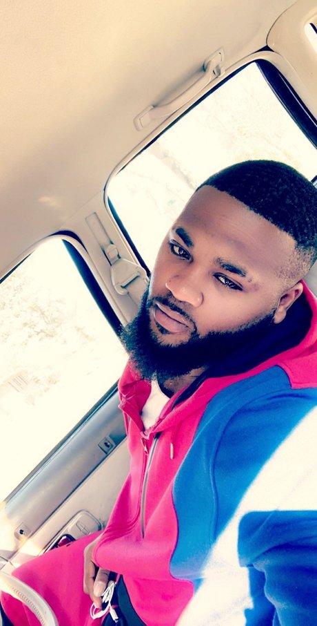 Mr Ice cream man naked onlyfans leaks