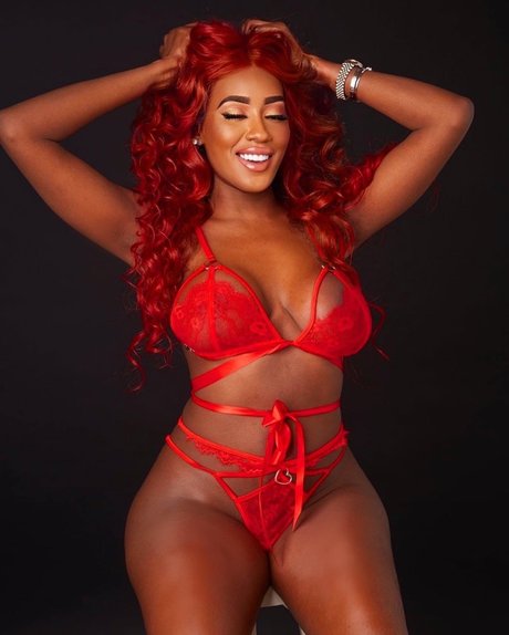 Coco Barbie nude only fans leaks