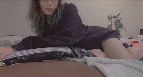 Orchid onlyfans model images