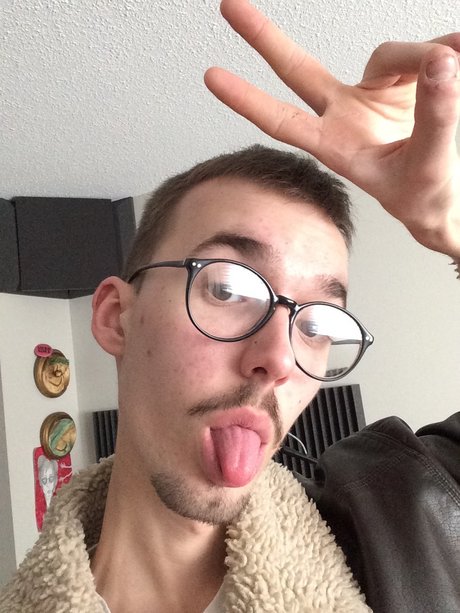 ClumsyDutch onlyfans pics leaked