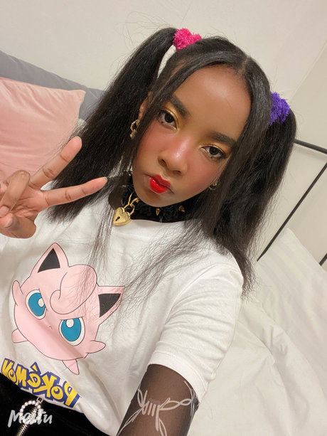 NaNa Pinku onlyfans nude pictures