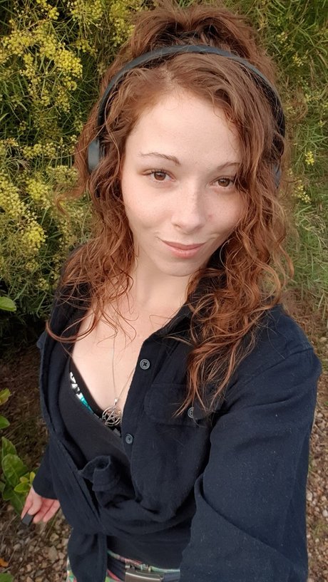 Natural Red Jade is on onlyfans