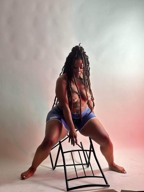 Naturally Nyke onlyfans sextape leak